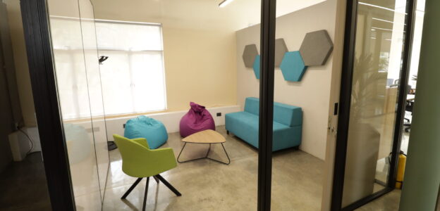 Sala de Reuniones Conecta 1